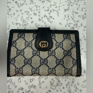 Vintage Gucci Black and Tan Women's Wallet